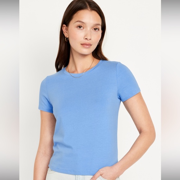 Old navy cropped t-shirt NWT - Picture 2 of 6